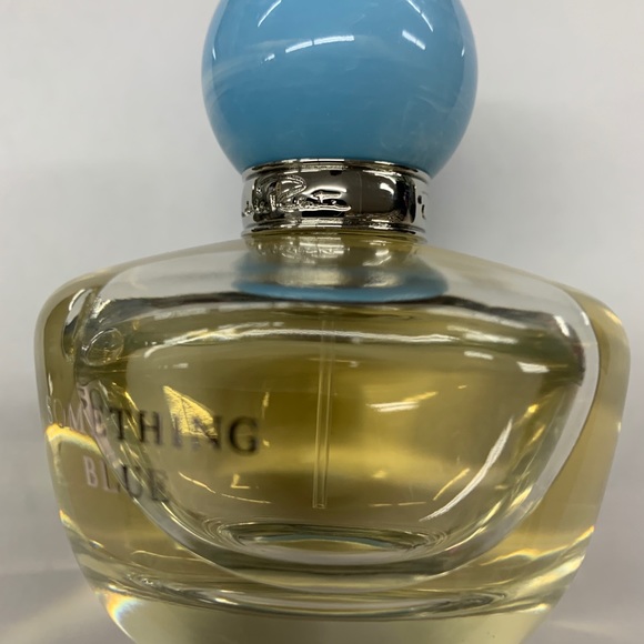 Something blue - Picture 1 of 1